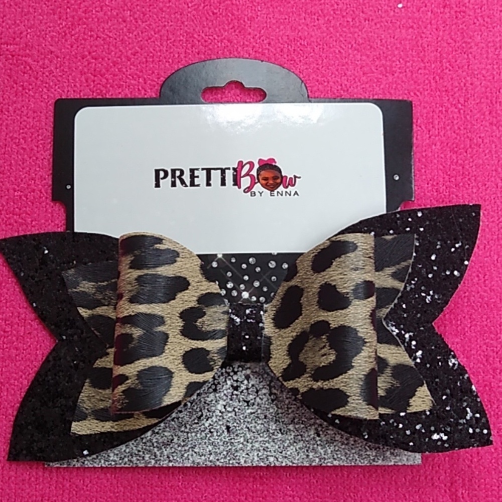 Handmade Cheetah print faux leather hairbow